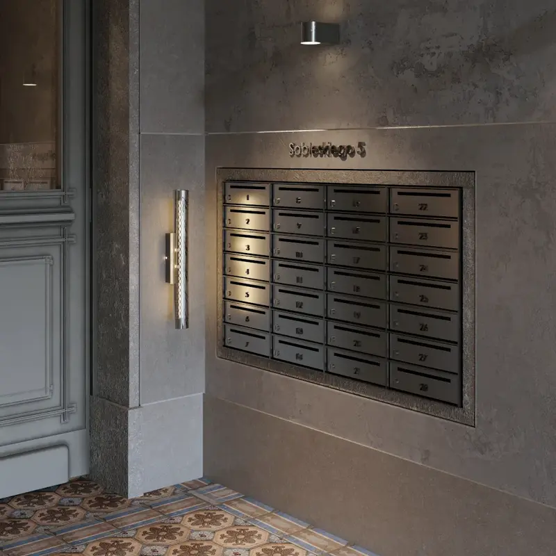 Sobieskiego 5 — letterboxes